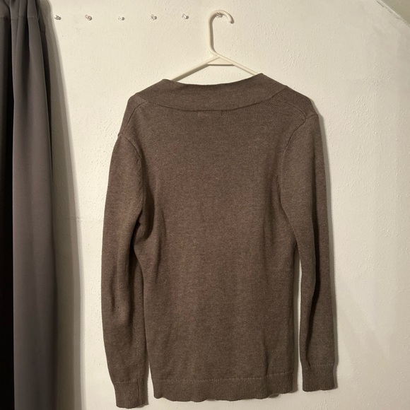 Banana Republic V-Neck Sweater - Picture 3 of 3